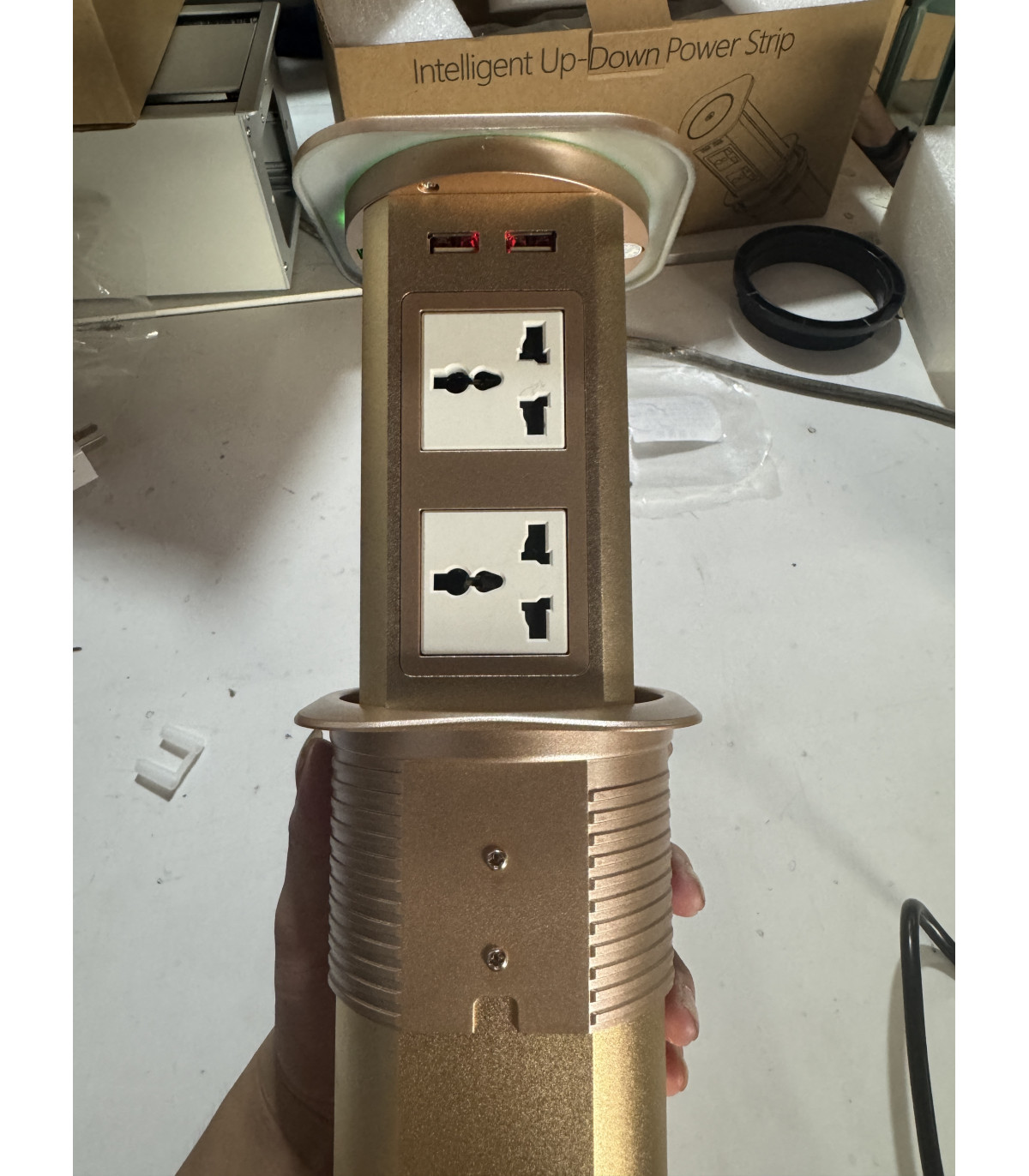 MK102EG Ổ Cắm Điện Âm Bàn Tích Hợp Sạc Không Dây 15W  - 04 Cổng Cắm - 02 USB A/C | ⓿❾❼❼❹❼❽❹❻❻ | METAKING
